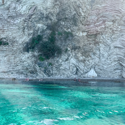 Gremina Bay